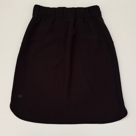 Lululemon On The Fly Skirt Black Size 4 - Picture 4 of 4
